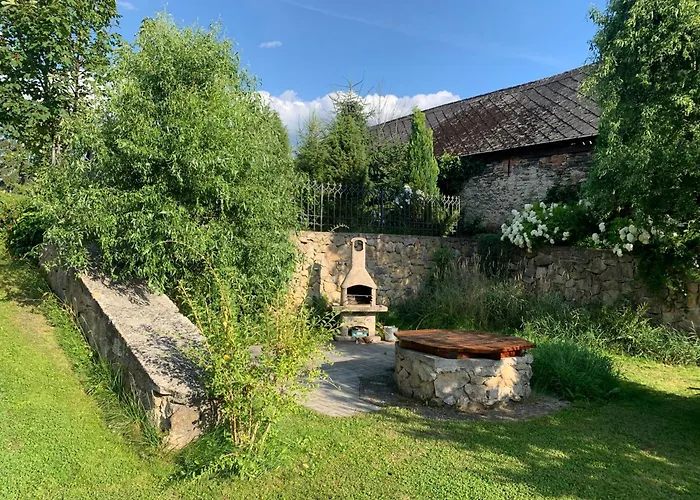 Villa Lypche